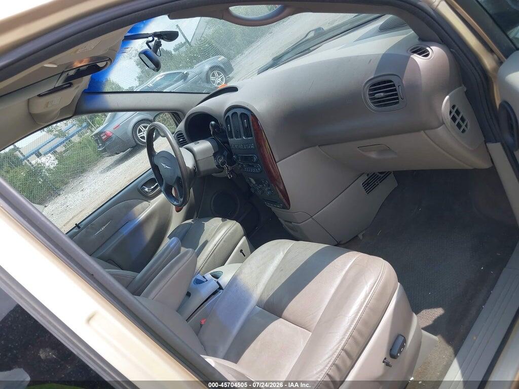 2C8GP64L61R139797 2001 CHRYSLER TOWN & COUNTRY photo no. 5
