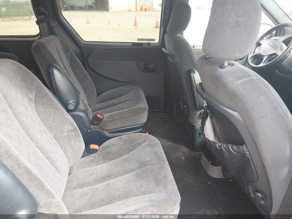 2C4GP54L51R139463 2001 CHRYSLER TOWN & COUNTRY photo no. 8