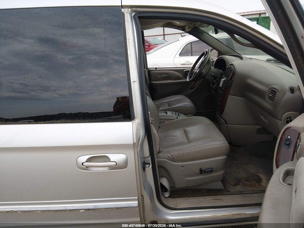 2C8GP64L51R240555 2001 CHRYSLER TOWN & COUNTRY photo no. 5
