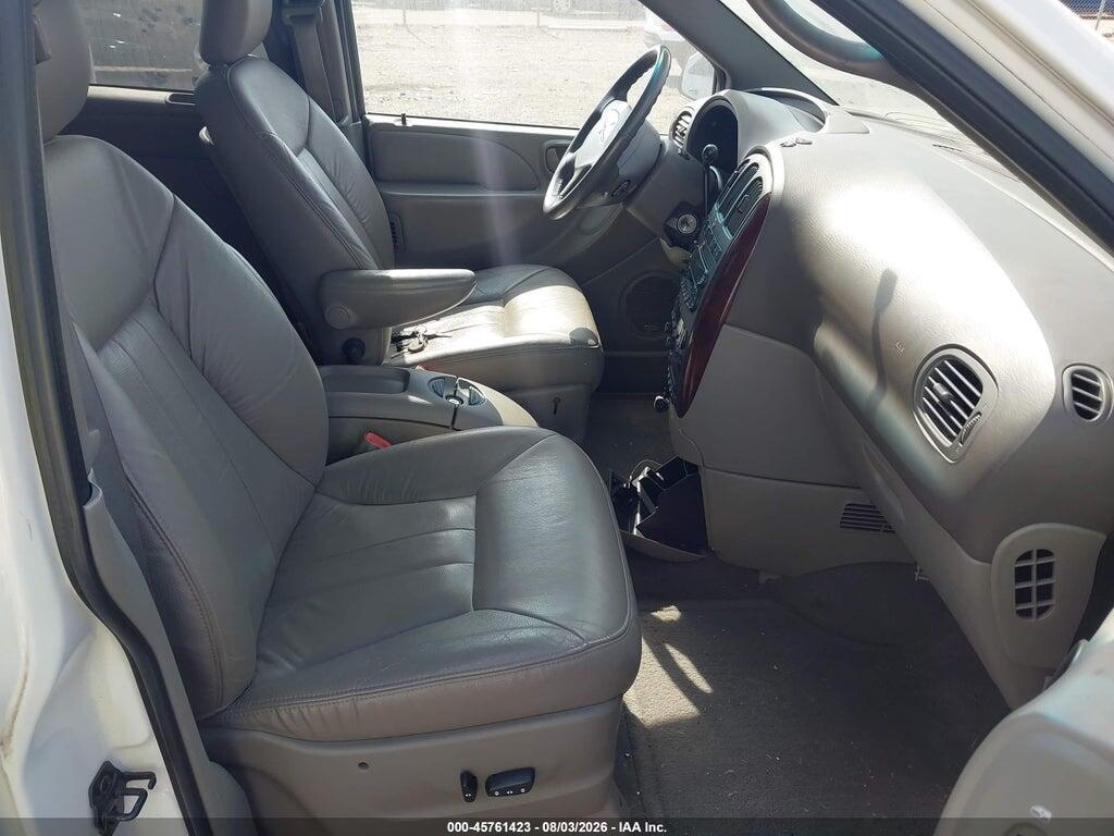 2C8GP54L31R234229 2001 CHRYSLER TOWN & COUNTRY photo no. 5