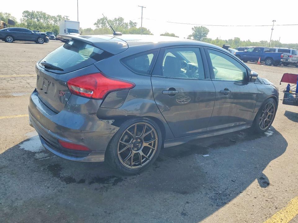 2018 FORD FOCUS ST — Фото 3 из 13
