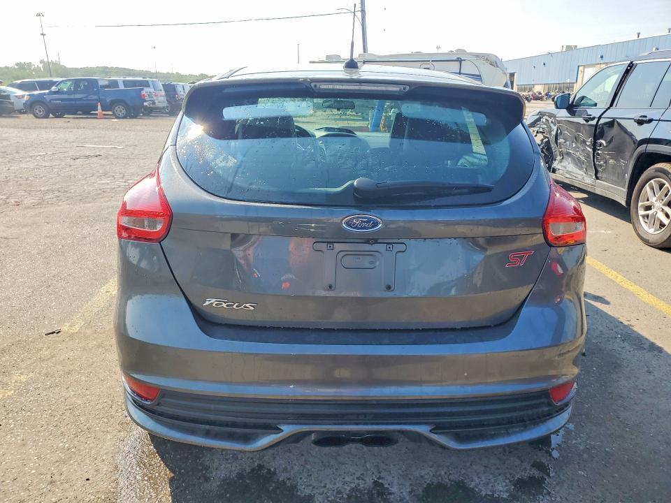 2018 FORD FOCUS ST — Фото 6 из 13