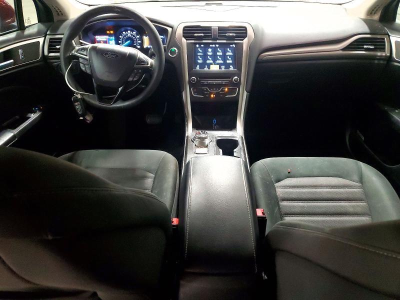 2018 FORD FUSION SE — Фото 8 из 12