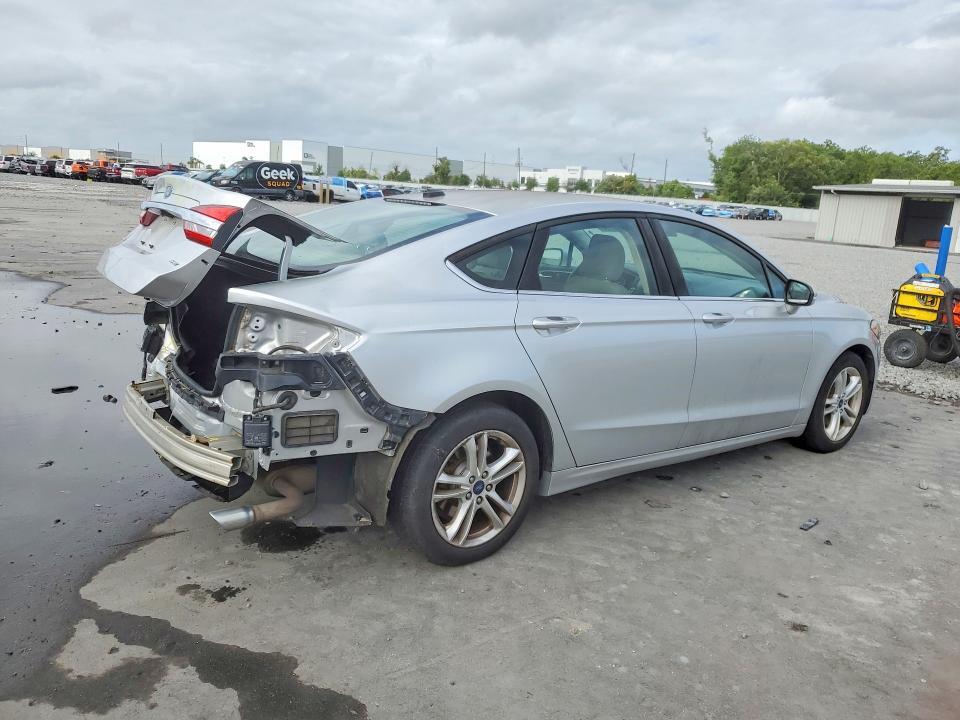 2018 FORD FUSION SE — Фото 3 из 13