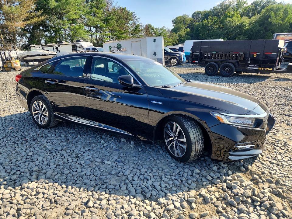 2018 HONDA ACCORD TOURING HYBRID — Фото 4 из 12