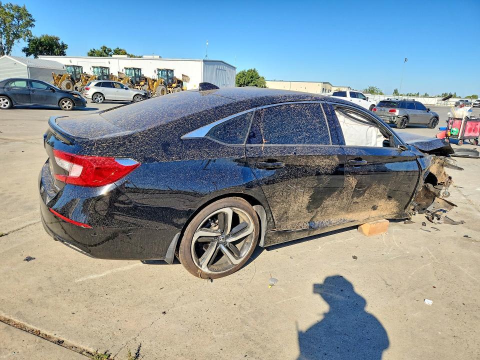 2018 HONDA ACCORD SPORT — Фото 3 из 13