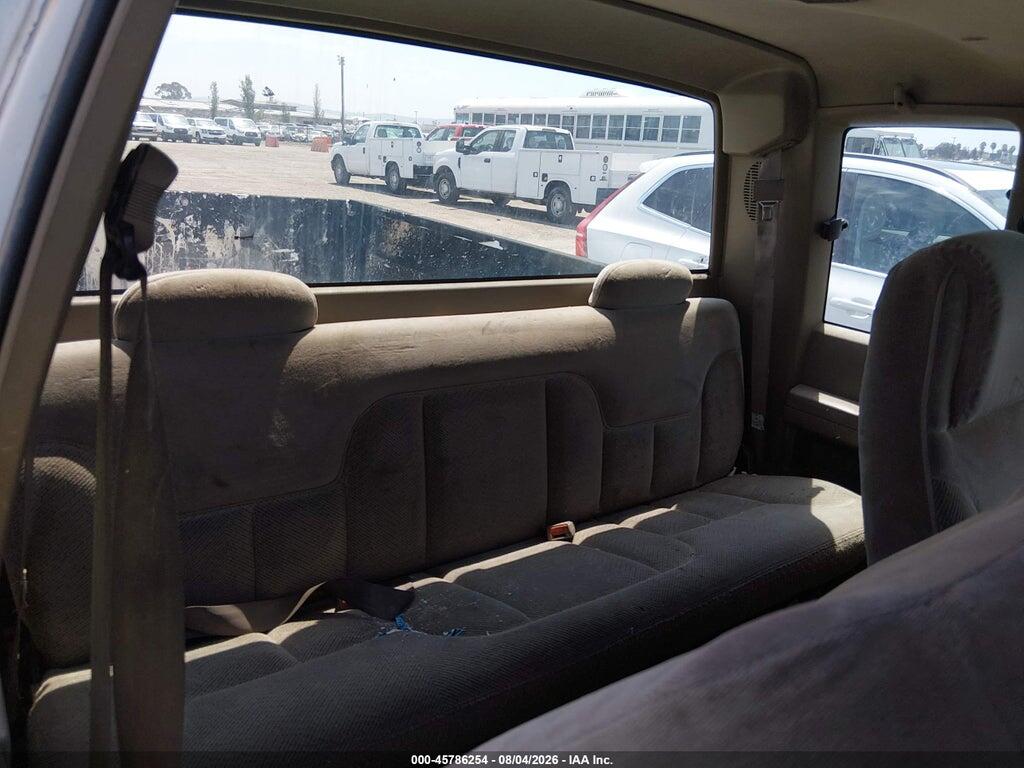 2GBEC19R0V1140053 1997 CHEVROLET C1500 photo no. 8