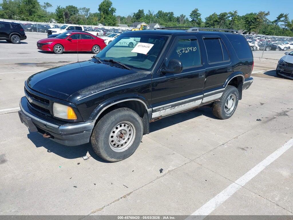 1GNDT13W7V2212203 1997 CHEVROLET BLAZER photo no. 2