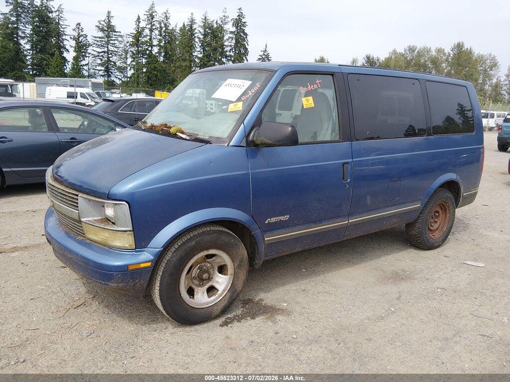 1GNDM19W2VB199607 1997 CHEVROLET ASTRO PASSENGER photo no. 2