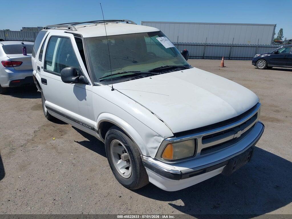1GNCS13W0V2194318 1997 CHEVROLET BLAZER photo no. 1