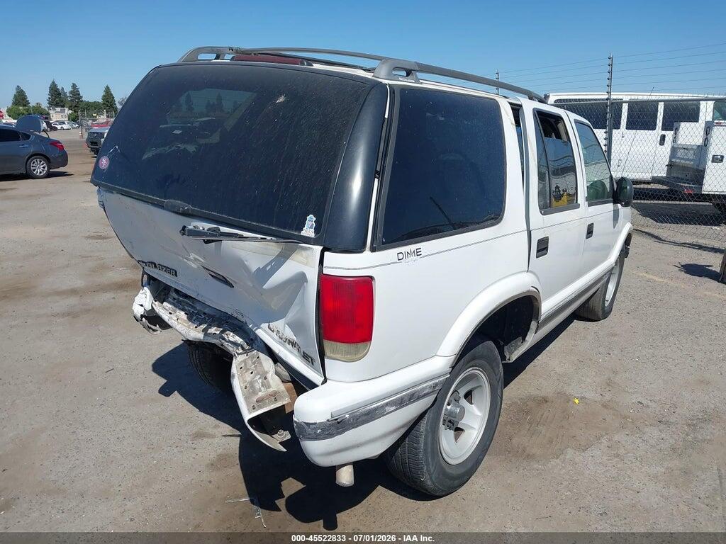 1GNCS13W0V2194318 1997 CHEVROLET BLAZER photo no. 4
