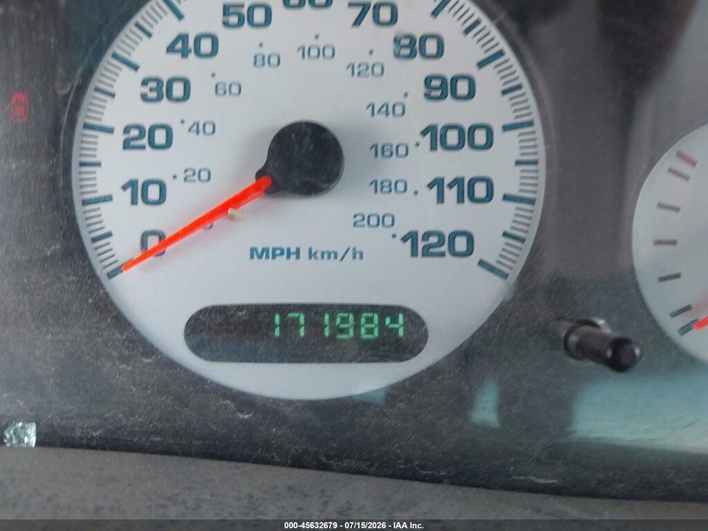 2B3HD76V21H673082 2001 DODGE INTREPID photo no. 7