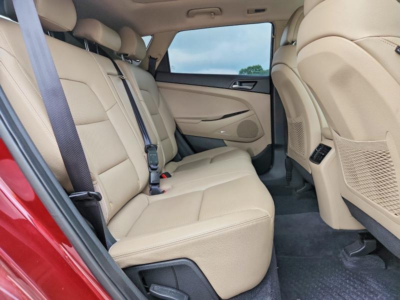 2018 HYUNDAI TUCSON LIMITED — Фото 11 из 13