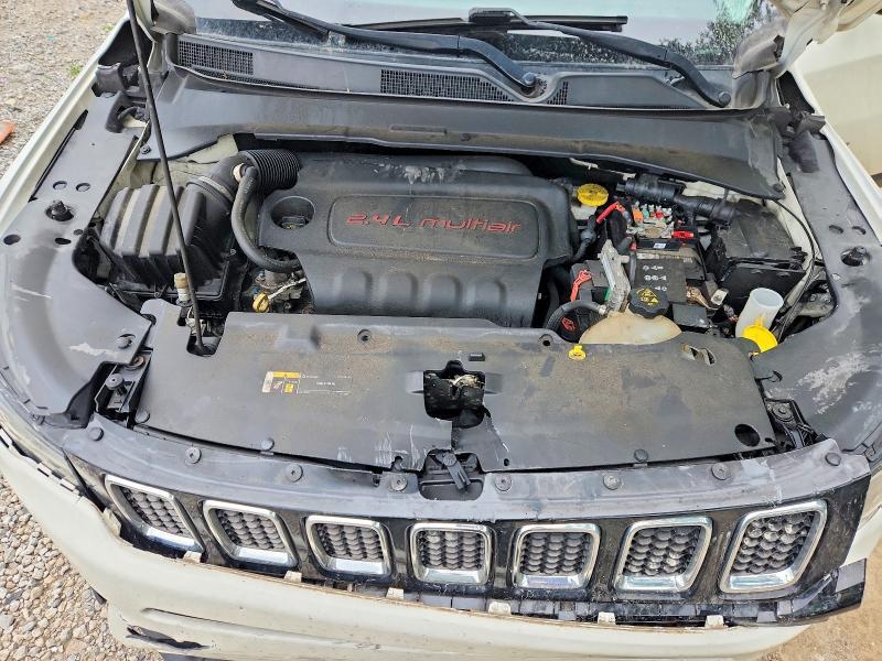 3C4NJCBB3JT226864 2018 JEEP COMPASS photo no. 12
