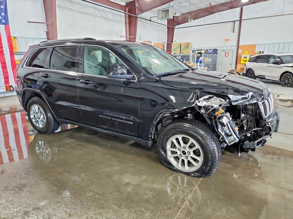 2018 JEEP GRAND CHEROKEE LAREDO — Фото 4 из 13