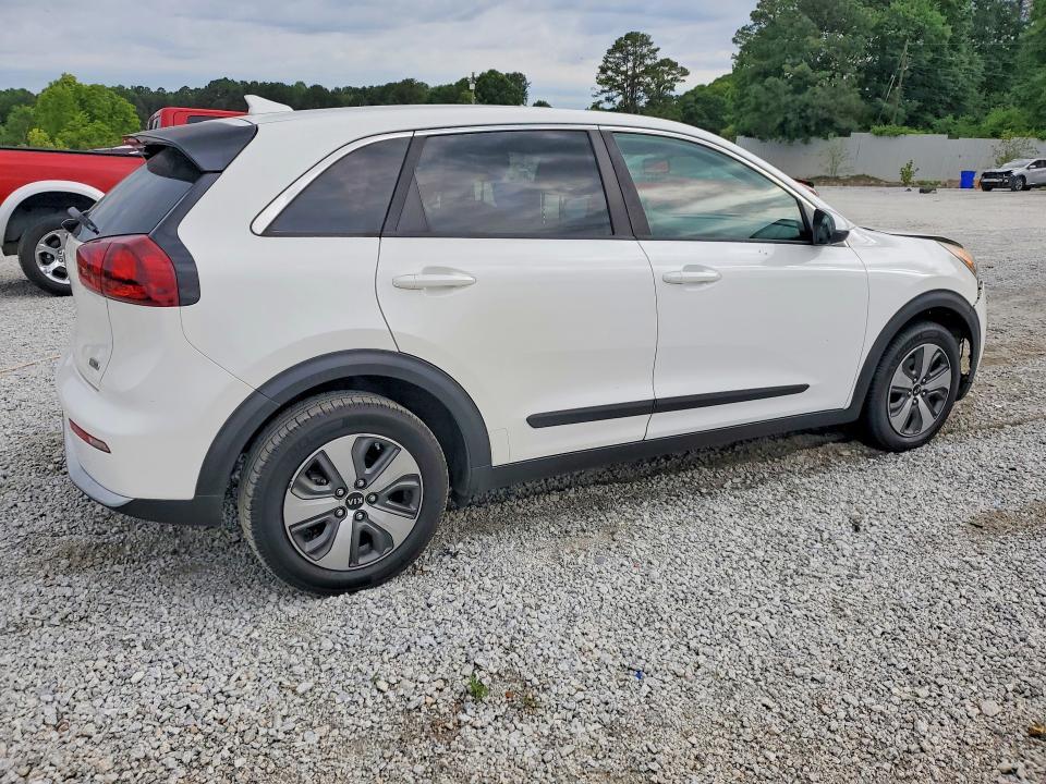 2018 KIA NIRO FE — Фото 3 из 12