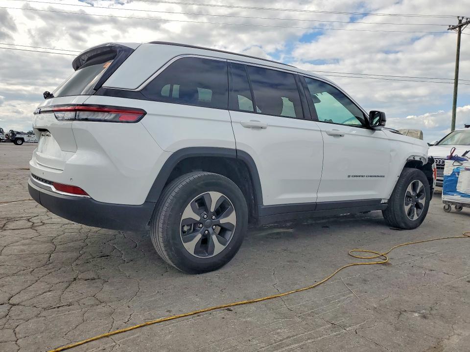 2024 JEEP GRAND CHEROKEE LIMITED 4XE — Фото 3 из 13