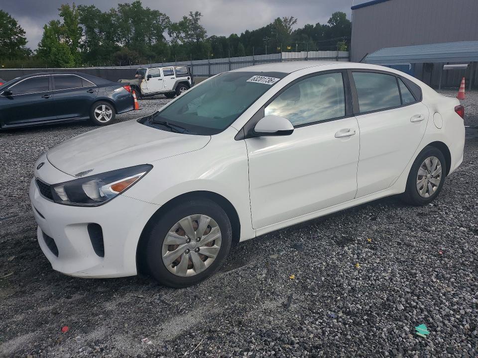 3KPA24AB1JE050047 2018 KIA RIO photo no. 1