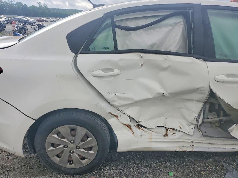 3KPA24AB1JE050047 2018 KIA RIO photo no. 10