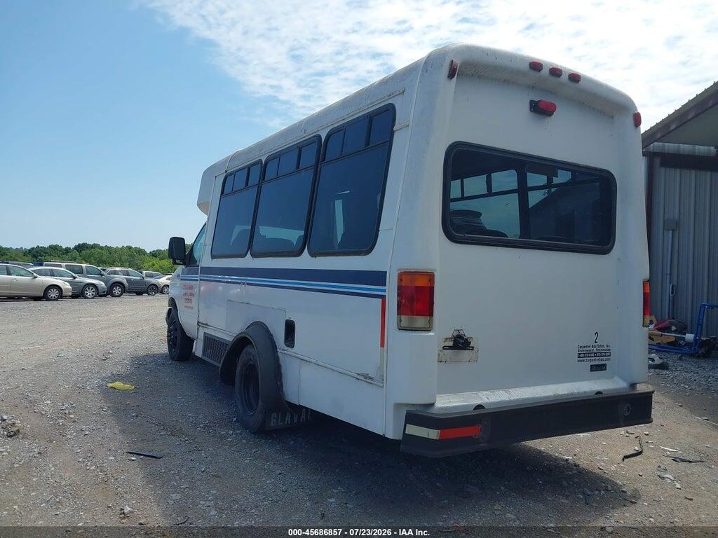1FDWE35F81HA97408 2001 FORD E-350 CUTAWAY photo no. 3