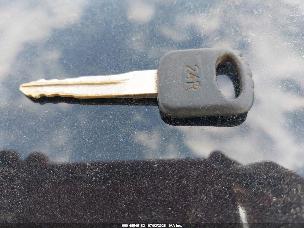 1FBSS31L01HA75351 2001 FORD E-350 SUPER DUTY photo no. 11