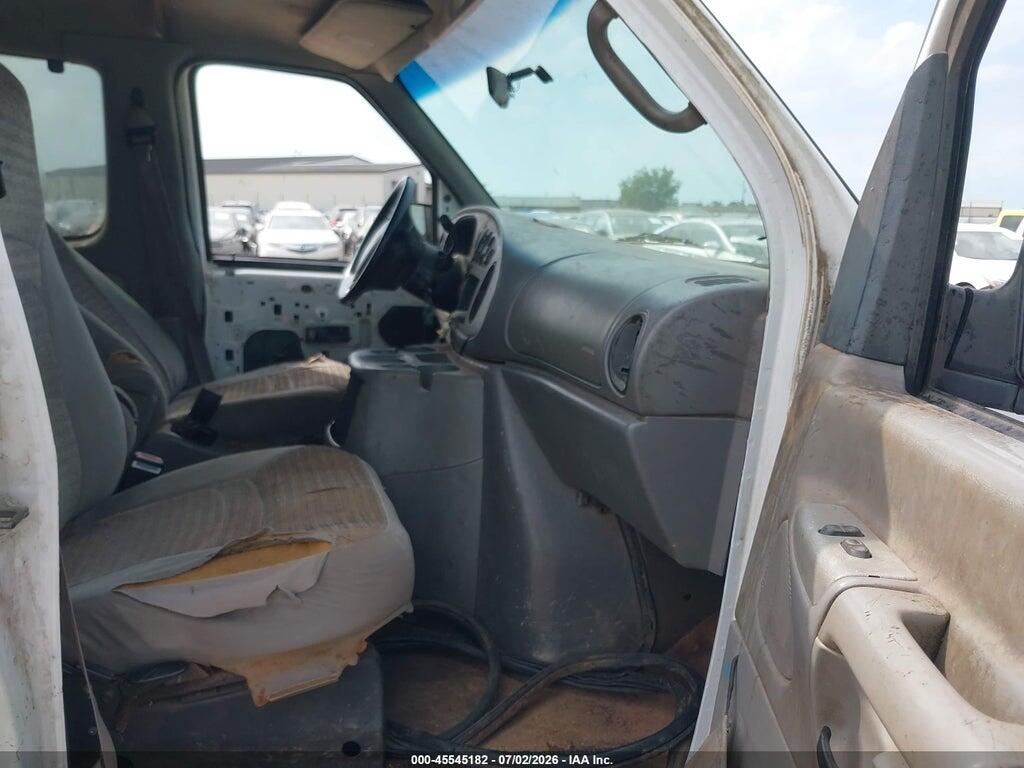 1FBSS31L01HA75351 2001 FORD E-350 SUPER DUTY photo no. 5