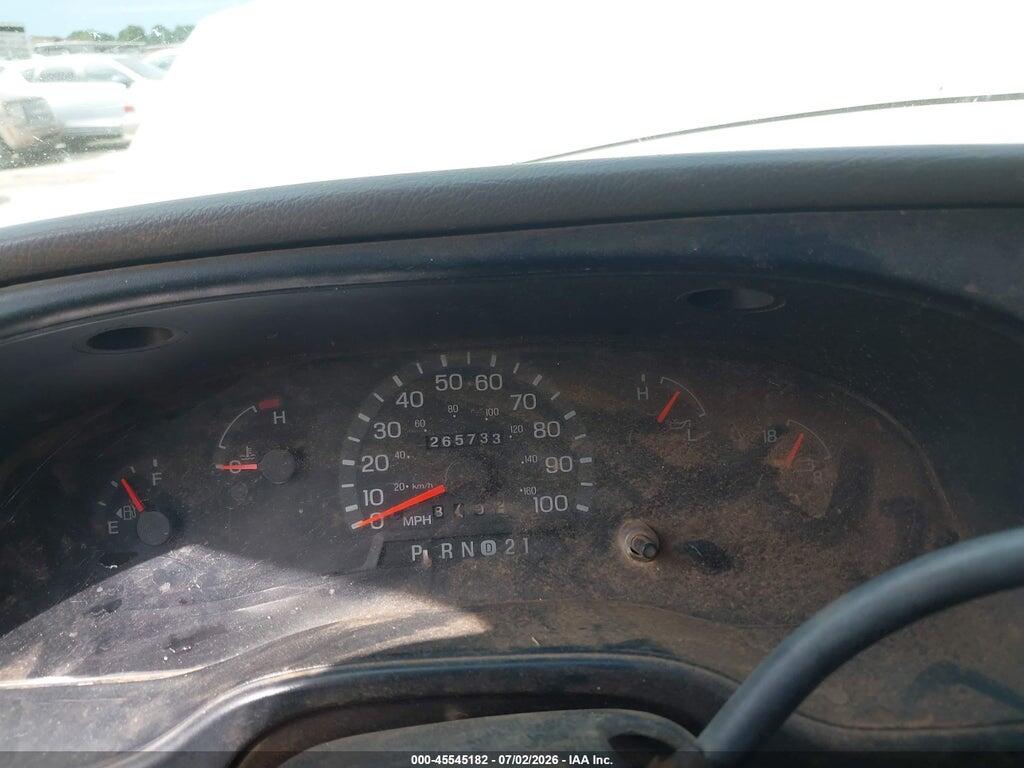 1FBSS31L01HA75351 2001 FORD E-350 SUPER DUTY photo no. 7