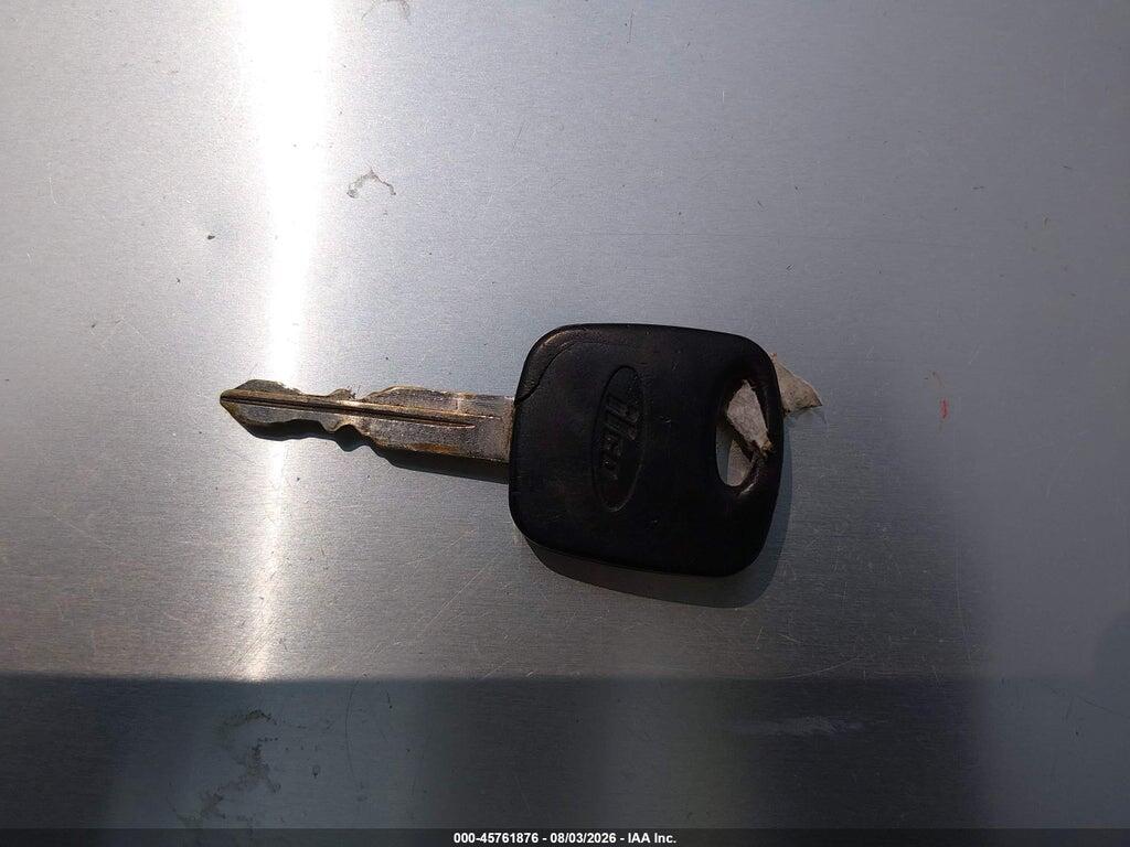 1FMYU02141KE76606 2001 FORD ESCAPE photo no. 11