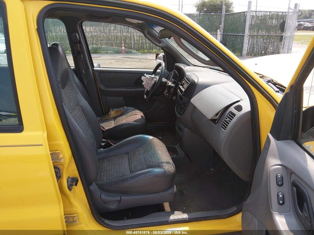 1FMYU02141KE76606 2001 FORD ESCAPE photo no. 5