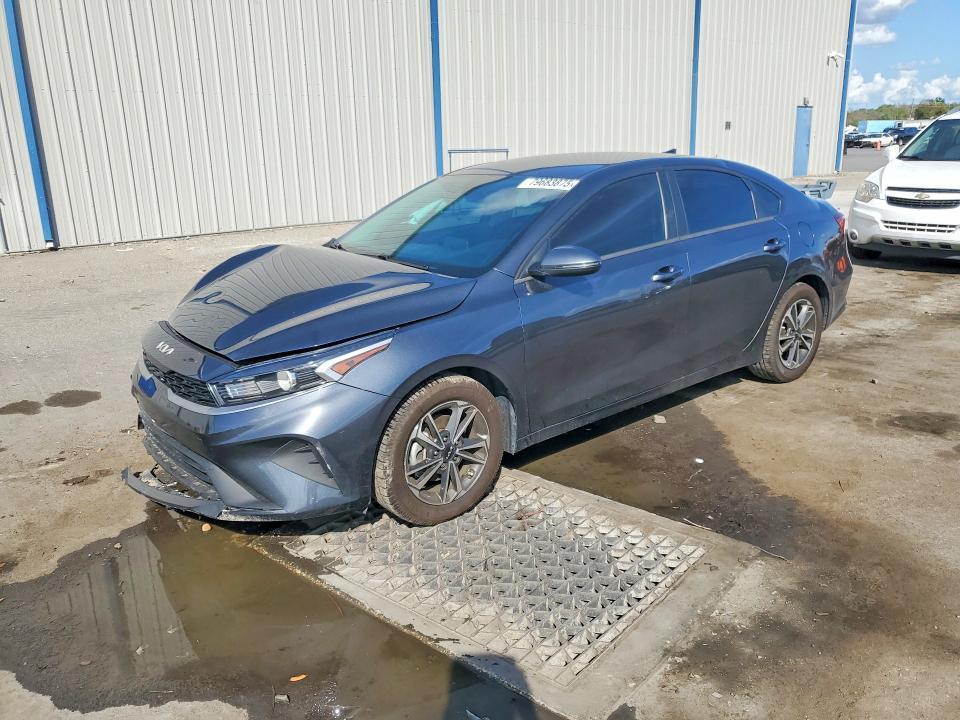 3KPF24AD4RE713856 2024 KIA FORTE photo no. 1
