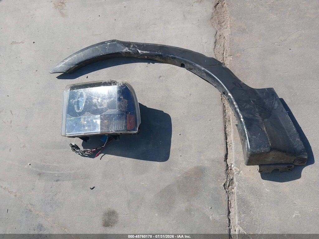 1FMSU43F31EA18870 2001 FORD EXCURSION photo no. 12