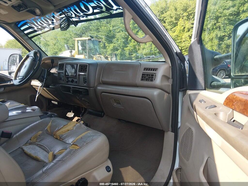 1FMSU43F11ED73097 2001 FORD EXCURSION photo no. 5