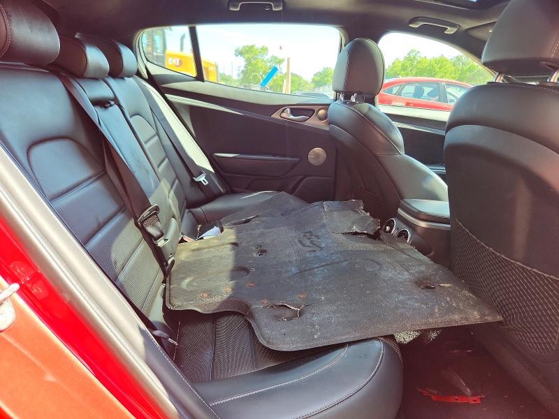 KNAE55LC8J6034466 2018 KIA STINGER photo no. 10