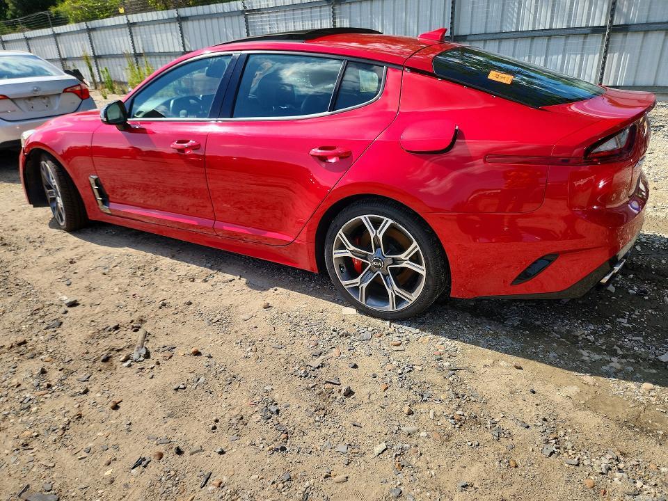 KNAE55LC8J6034466 2018 KIA STINGER photo no. 2
