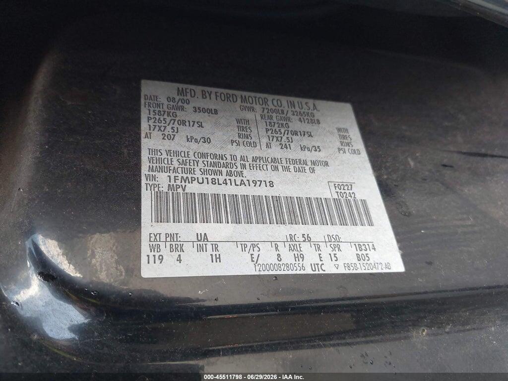 1FMPU18L41LA19718 2001 FORD EXPEDITION photo no. 9