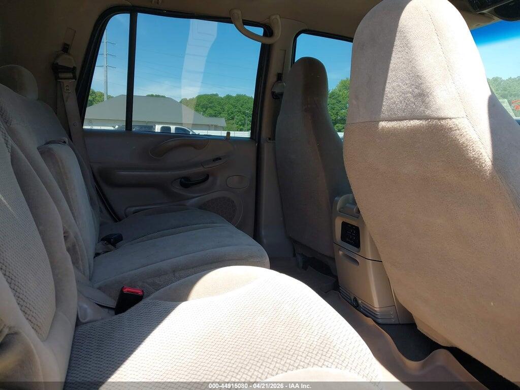 1FMRU15W91LB74935 2001 FORD EXPEDITION photo no. 8