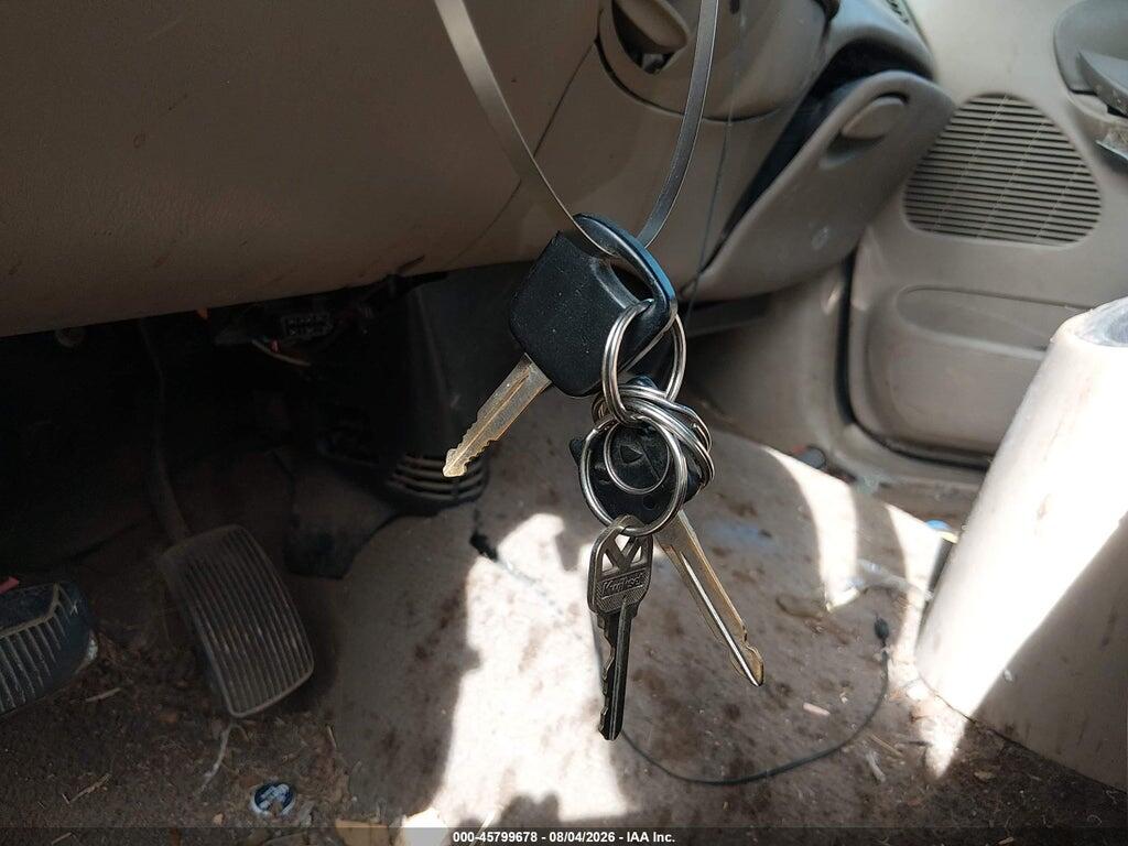 1FTRW08L01KF67240 2001 FORD F-150 photo no. 11