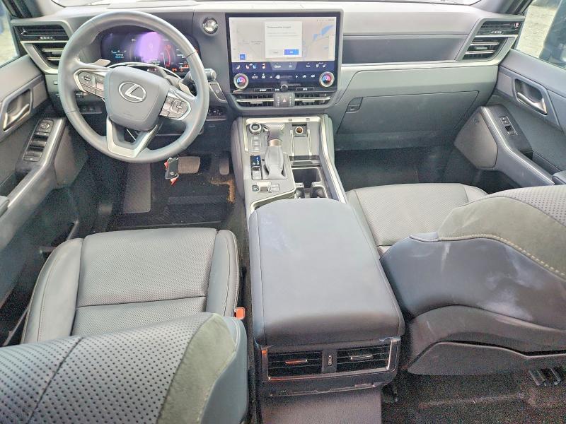2024 LEXUS GX 550 OVERTRAIL+ — Фото 8 из 14
