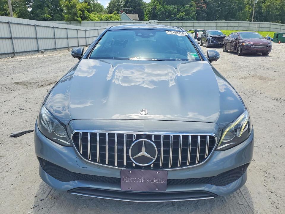 2018 MERCEDES-BENZ E 400 4MATIC — Фото 5 из 12