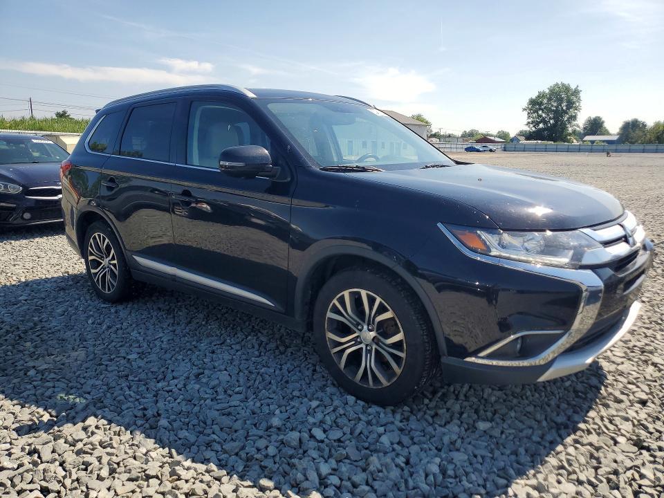 JA4AZ3A3XJZ000566 2018 MITSUBISHI OUTLANDER photo no. 4