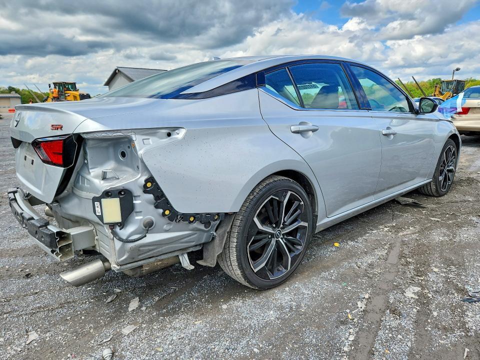 2024 NISSAN ALTIMA SR — Фото 3 из 13
