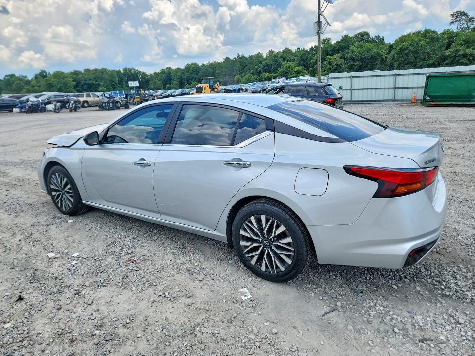 2024 NISSAN ALTIMA SV — Фото 2 из 12