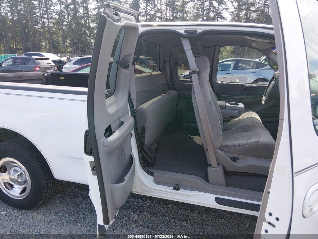 1FTRX17W81NA32945 2001 FORD F-150 photo no. 8