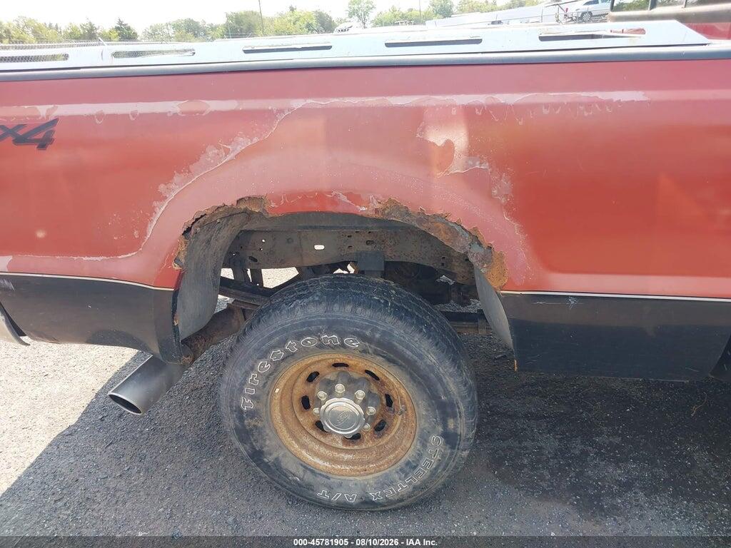 1FTNW21F61EB31179 2001 FORD F-250 photo no. 6