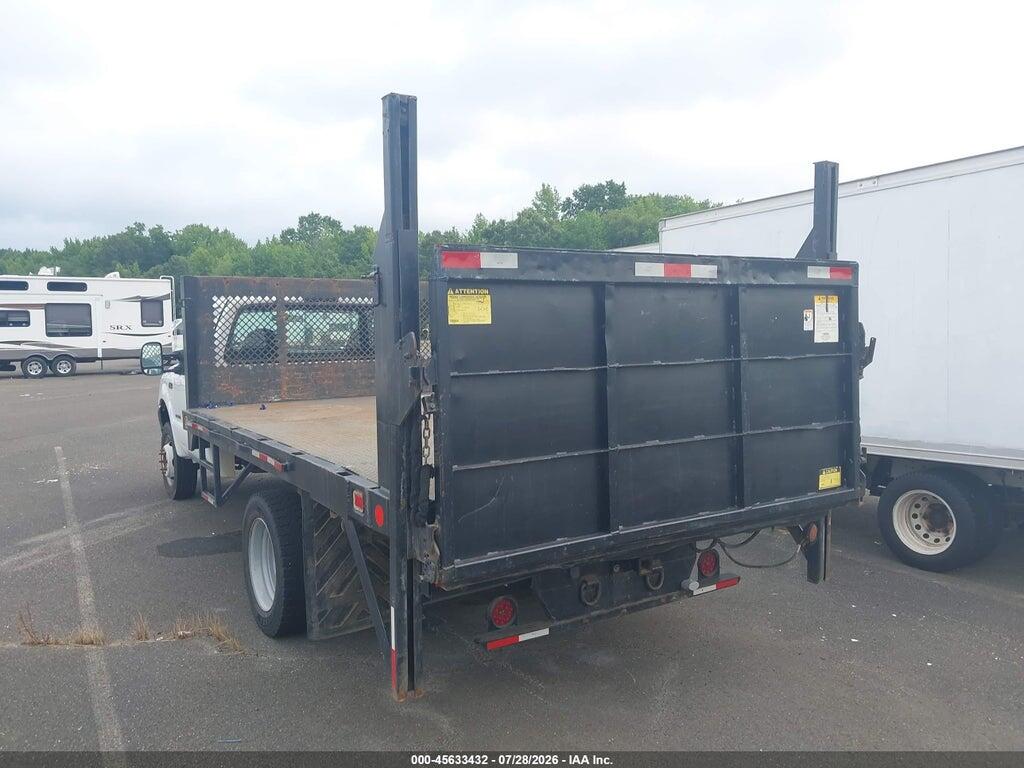 1FDXF46F31EA87764 2001 FORD F-450 photo no. 3