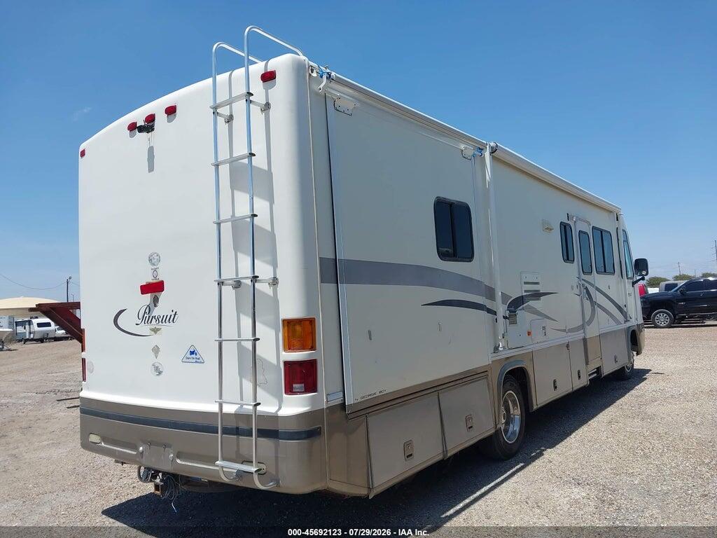 1FCMF53S310A00067 2001 FORD F550 photo no. 4