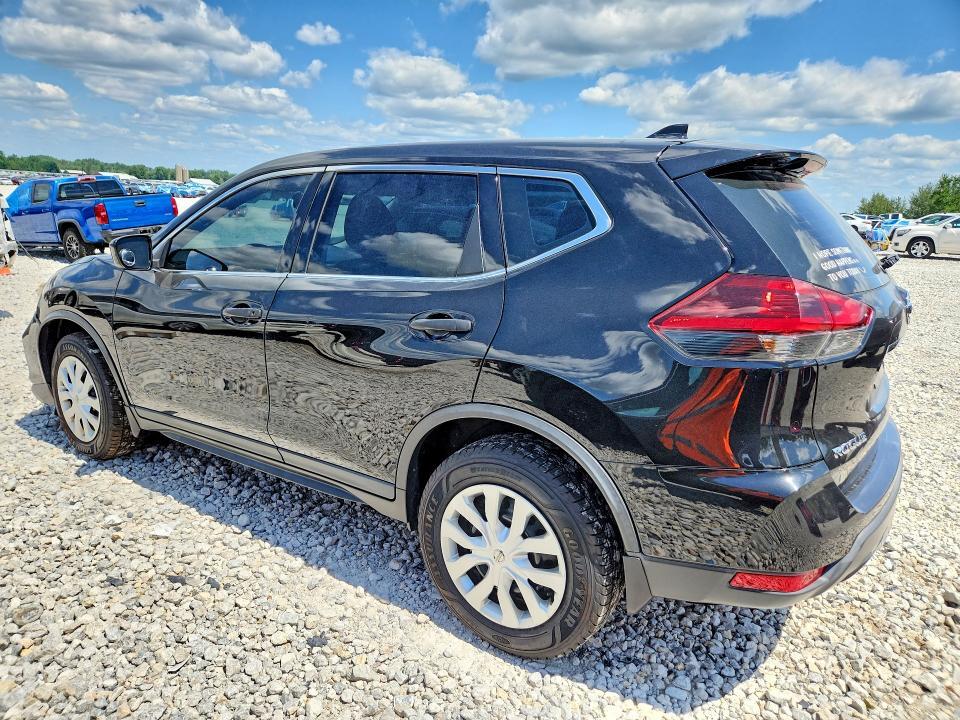 KNMAT2MVXJP550084 2018 NISSAN ROGUE photo no. 2