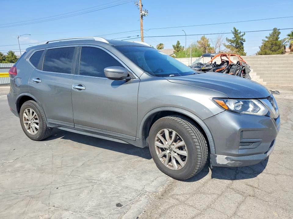 2018 NISSAN ROGUE SV — Фото 4 из 12