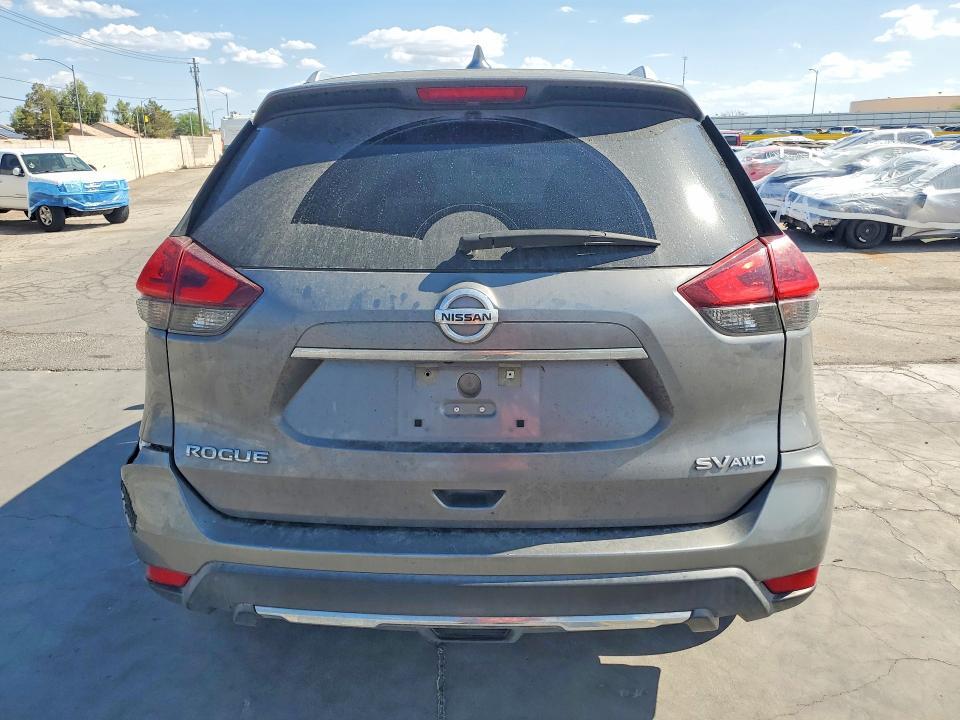 2018 NISSAN ROGUE SV — Фото 6 из 12