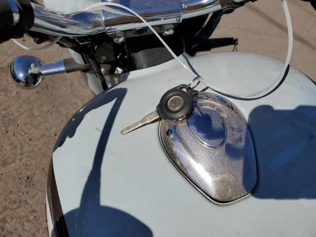 2024 ROYAL ENFIELD MOTORS CLASSIC 350 — Фото 8 из 9